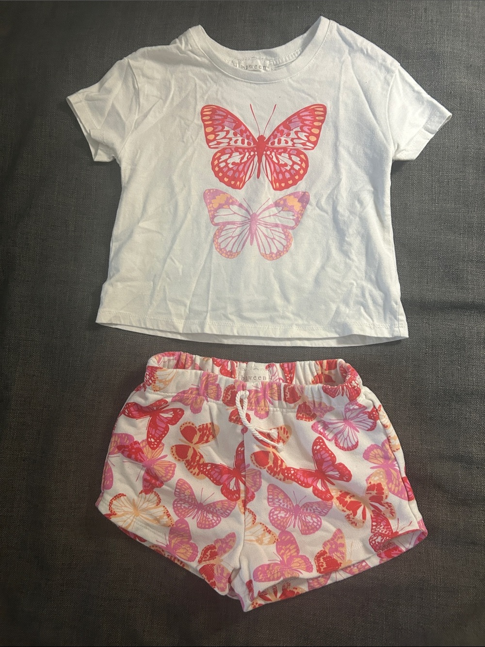 btween White Pajama Set with Pink & Coral Butterfly Print
